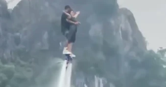 Sự cố flyboard tại hồ Kỳ Lân Ninh Bình khiến du khách và vận động viên gặp nạn