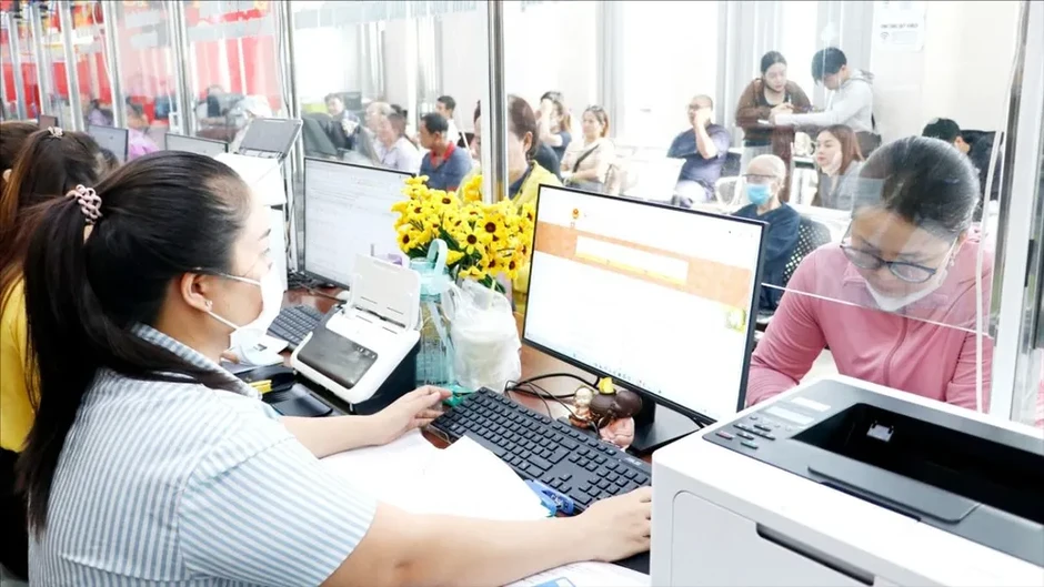 Sử dụng lại dữ liệu, cắt giảm thủ tục: Giảm thời gian, tạo thuận lợi cho người dân Sử dụng lại dữ liệu, cắt giảm thủ tục: Giảm thời gian, tạo thuận lợi cho người dân