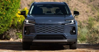 Sự thật thông tin Toyota tháo chạy khỏi Mỹ, đến cả Google cũng bị lừa