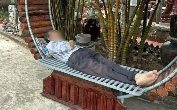 Sự thật vụ việc cụ ông ngoài 70 tuổi bị người thân lén đưa đến chùa rồi bỏ lại Sự thật vụ việc cụ ông ngoài 70 tuổi bị người thân lén đưa đến chùa rồi bỏ lại