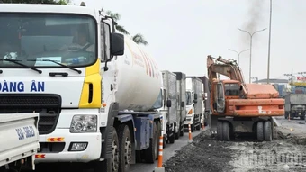 Sửa chữa đường huyết mạch nối Đồng Nai-Thành phố Hồ Chí Minh