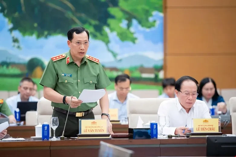 Sửa đổi chính sách hình sự phải bảo đảm cân bằng giữa răn đe, phòng ngừa tội phạm với bảo vệ quyền con người Sửa đổi chính sách hình sự phải bảo đảm cân bằng giữa răn đe, phòng ngừa tội phạm với bảo vệ quyền con người