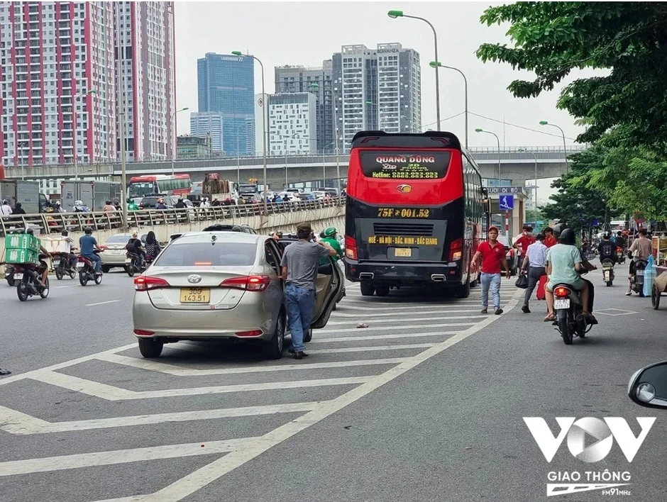 Sửa Nghị định 168 để xe dù không thể vi phạm Sửa Nghị định 168 để xe dù không thể vi phạm