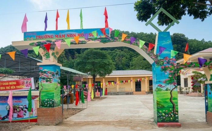 Suất ăn từ thiện kê sai gần 23 triệu đồng: Hiệu trưởng nói "không tư lợi" Suất ăn từ thiện kê sai gần 23 triệu đồng: Hiệu trưởng nói "không tư lợi"