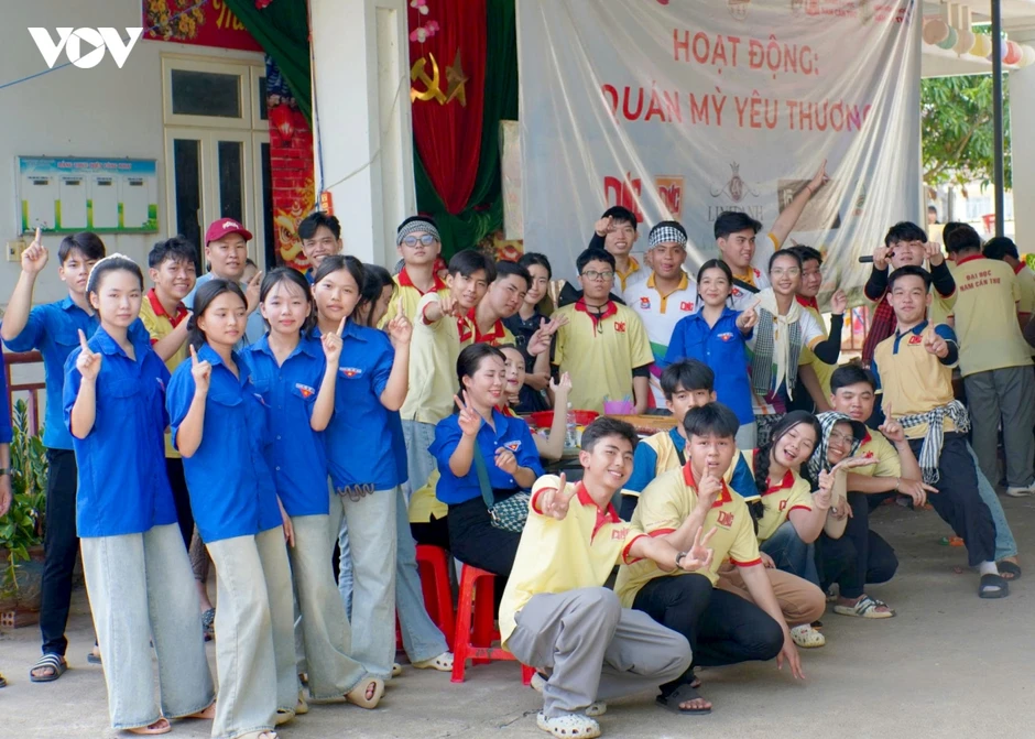 Sức trẻ góp phần đổi thay diện mạo vùng biên Đắk Lắk Sức trẻ góp phần đổi thay diện mạo vùng biên Đắk Lắk