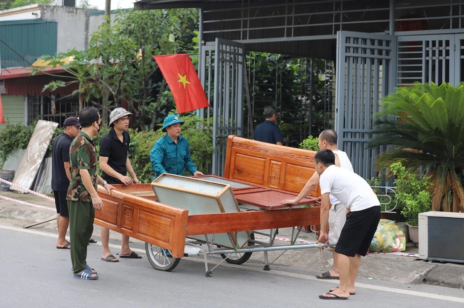 Sụt lún nghiêm trọng tại Phú Thọ khiến nhiều hộ dân phải di dời Sụt lún nghiêm trọng tại Phú Thọ khiến nhiều hộ dân phải di dời