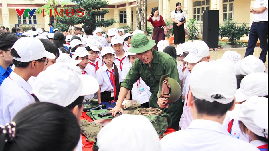 Tái hiện quân trang chiến sĩ giải phóng quân: Điểm nhấn giáo dục lịch sử dịp 30/4