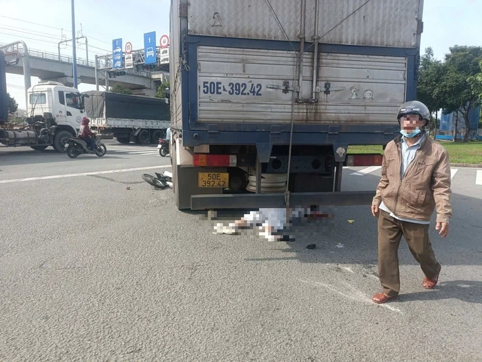 Tai nạn giao thông nghiêm trọng ở ngã ba Khu Công nghệ cao TPHCM