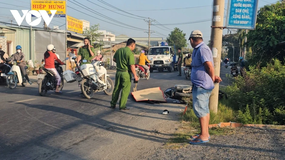 Tai nạn trên quốc lộ 62, nam thanh niên tử vong Tai nạn trên quốc lộ 62, nam thanh niên tử vong