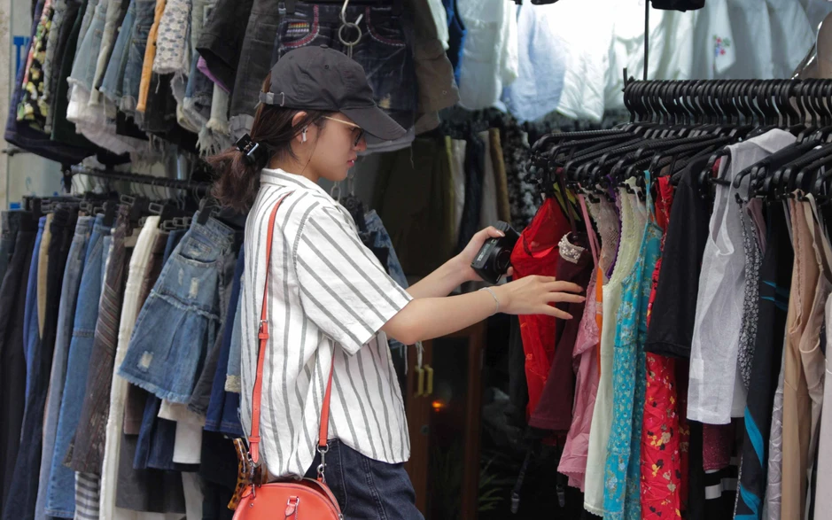Tại sao giới trẻ nghiện "săn đồ si"? Tại sao giới trẻ nghiện "săn đồ si"?