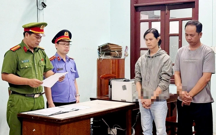Tài xế công nghệ bán thêm bánh tráng: không ai muốn làm nhiều việc cùng lúc khi cuộc sống đủ đầy Tài xế công nghệ bán thêm bánh tráng: không ai muốn làm nhiều việc cùng lúc khi cuộc sống đủ đầy