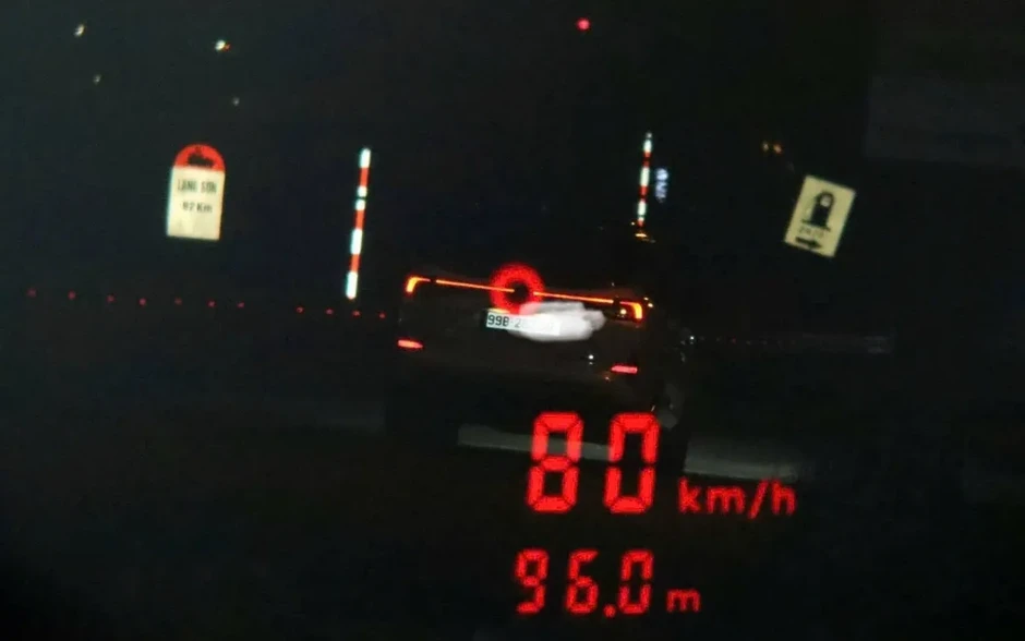 Tài xế vi phạm nồng độ cồn kịch khung, chạy quá tốc độ lúc rạng sáng Tài xế vi phạm nồng độ cồn kịch khung, chạy quá tốc độ lúc rạng sáng