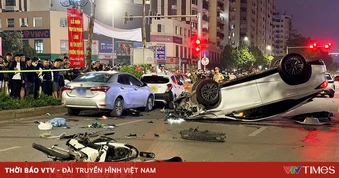 Tài xế xe Lexus ngủ gật, gây tai nạn liên hoàn trên phố Trung Kính (Hà Nội)