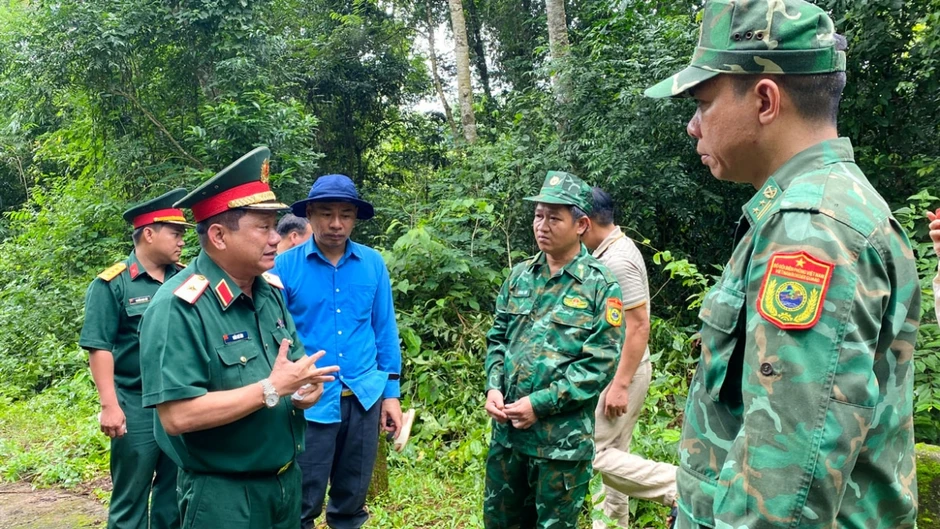Tấm bia khắc chữ "LÊ V HỶ - 4.8.67":Thắp hy vọng tìm thấy liệt sĩ của gia đình ở Hải Phòng Tấm bia khắc chữ "LÊ V HỶ - 4.8.67":Thắp hy vọng tìm thấy liệt sĩ của gia đình ở Hải Phòng
