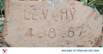 Tấm bia khắc chữ "LÊ V HỶ - 4.8.67":Thắp hy vọng tìm thấy liệt sĩ của gia đình ở Hải Phòng