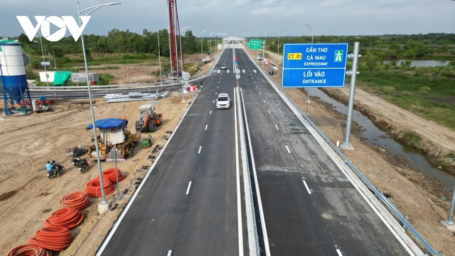 Tạm dừng khai thác cao tốc Hậu Giang – Cà Mau từ chiều 16/3 Tạm dừng khai thác cao tốc Hậu Giang – Cà Mau từ chiều 16/3