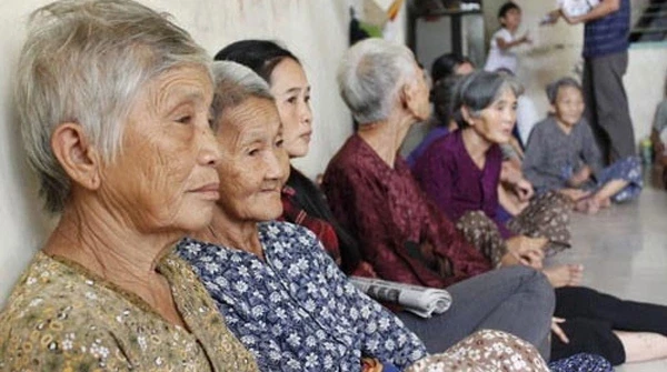 Tận dụng “dân số vàng” trước ngưỡng già hóa: Bài toán cấp bách của Việt Nam Tận dụng “dân số vàng” trước ngưỡng già hóa: Bài toán cấp bách của Việt Nam