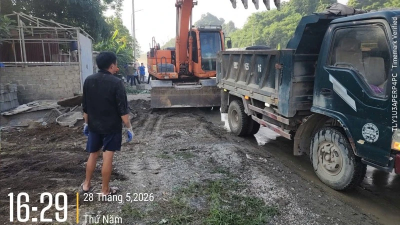 Tăng cường bảo vệ kết cấu hạ tầng giao thông trên tuyến đường Hồ Chí Minh