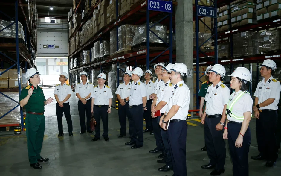 Tăng cường cảnh báo sớm, giám sát an toàn lao động bằng công nghệ AI Tăng cường cảnh báo sớm, giám sát an toàn lao động bằng công nghệ AI