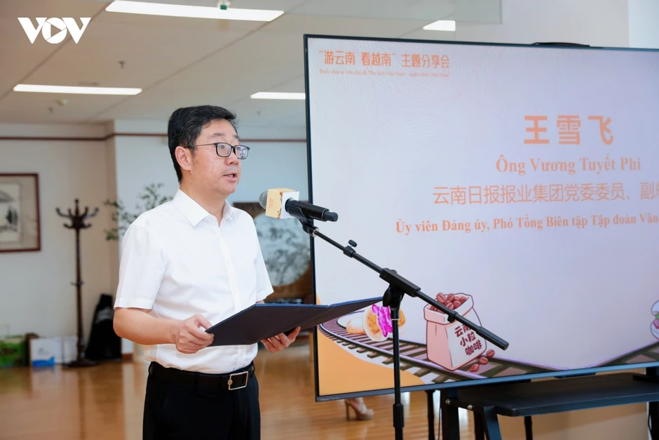 Tăng cường giao lưu nhân dân Việt Nam - Vân Nam (Trung Quốc) qua văn hóa, du lịch Tăng cường giao lưu nhân dân Việt Nam - Vân Nam (Trung Quốc) qua văn hóa, du lịch