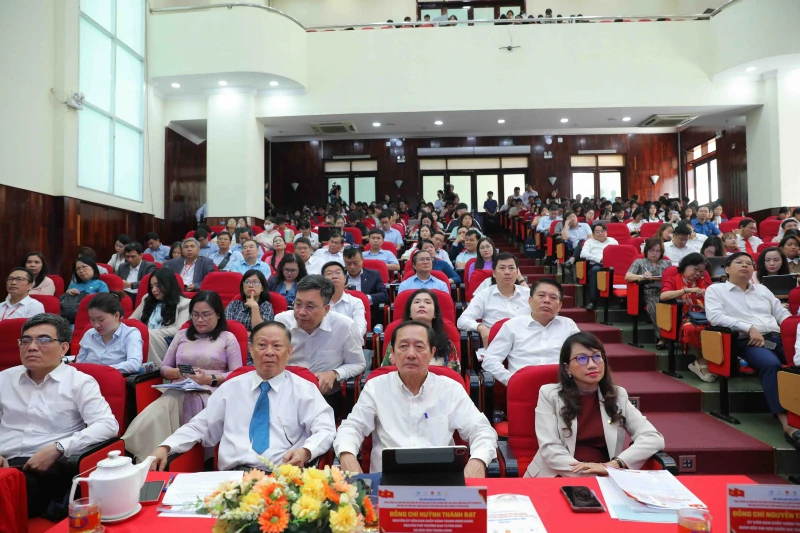 Tăng cường sự lãnh đạo của Đảng đối với khoa học xã hội và nhân văn trong kỷ nguyên mới
