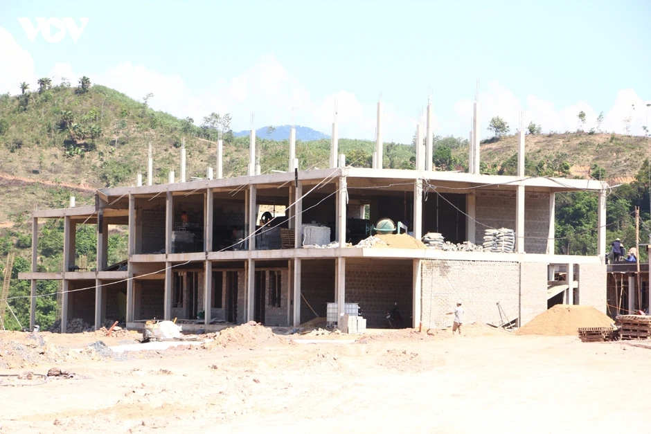 Tăng tốc thi công trường PTDT nội trú liên cấp vùng biên Quảng Trị Tăng tốc thi công trường PTDT nội trú liên cấp vùng biên Quảng Trị