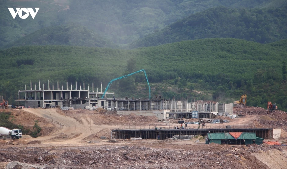Tăng tốc thi công trường PTDT nội trú liên cấp vùng biên Quảng Trị Tăng tốc thi công trường PTDT nội trú liên cấp vùng biên Quảng Trị