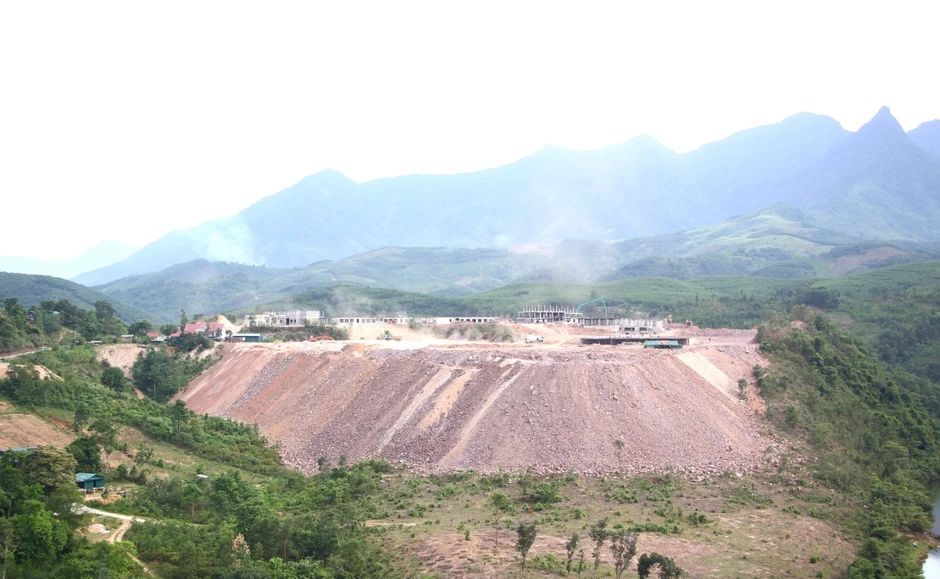 Tăng tốc thi công trường PTDT nội trú liên cấp vùng biên Quảng Trị Tăng tốc thi công trường PTDT nội trú liên cấp vùng biên Quảng Trị