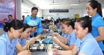 Tạo đột phá chăm lo quyền lợi đoàn viên công đoàn: Giữ vững vai trò đại diện người lao động
