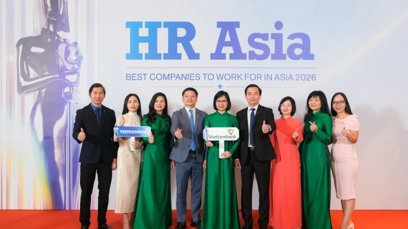 Tạp chí nhân sự hàng đầu châu Á - HR ASIA tiếp tục vinh danh Vietcombank tại tất cả các hạng mục giải thưởng “Nơi làm việc tốt nhất châu Á” năm 2026 Tạp chí nhân sự hàng đầu châu Á - HR ASIA tiếp tục vinh danh Vietcombank tại tất cả các hạng mục giải thưởng “Nơi làm việc tốt nhất châu Á” năm 2026