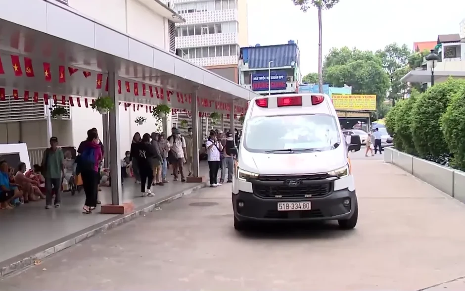 Tập trung cứu chữa du khách bị nạn ở Phú Quốc Tập trung cứu chữa du khách bị nạn ở Phú Quốc