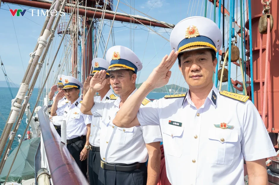 Tàu buồm hải quân hoàn thành chuyến đối ngoại quốc phòng tại Thái Lan và Campuchia Tàu buồm hải quân hoàn thành chuyến đối ngoại quốc phòng tại Thái Lan và Campuchia