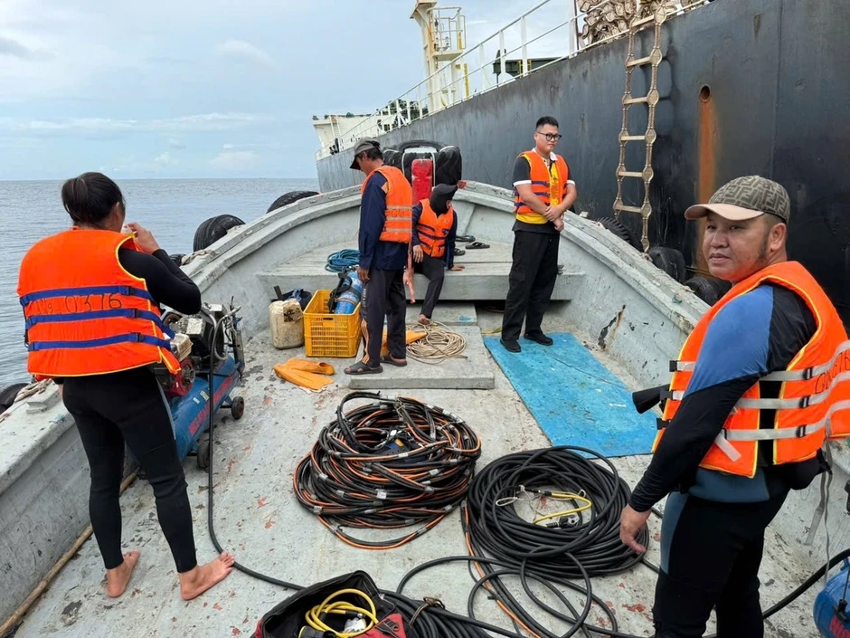 Tàu chở hơn 174.000 tấn quặng gặp sự cố ngoài khơi Quảng Ngãi Tàu chở hơn 174.000 tấn quặng gặp sự cố ngoài khơi Quảng Ngãi