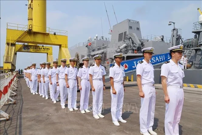 Tàu hộ vệ Nhật Bản thăm hữu nghị thành phố Đà Nẵng Tàu hộ vệ Nhật Bản thăm hữu nghị thành phố Đà Nẵng