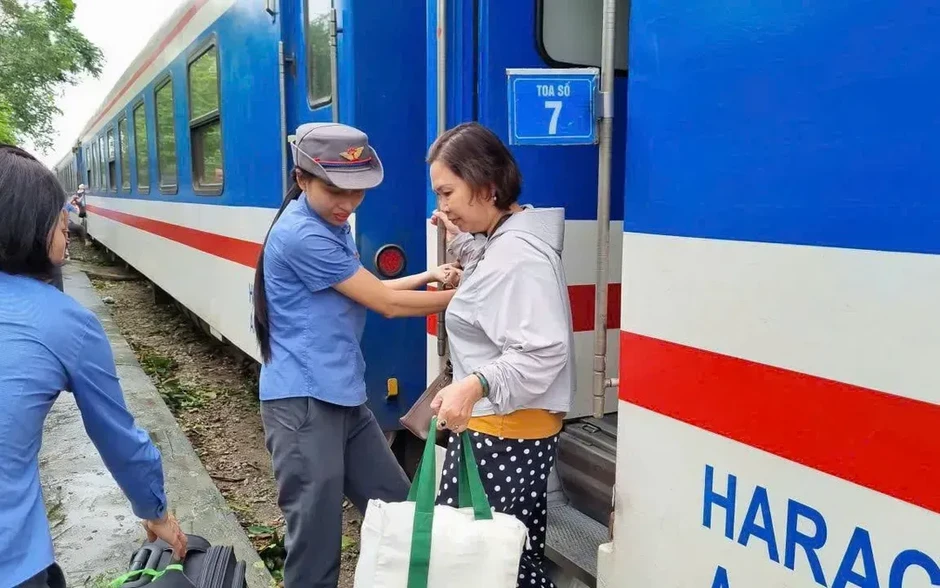 Tàu khách liên vận Việt Nam - Trung Quốc dừng hoạt động đến ngày 6/7 Tàu khách liên vận Việt Nam - Trung Quốc dừng hoạt động đến ngày 6/7