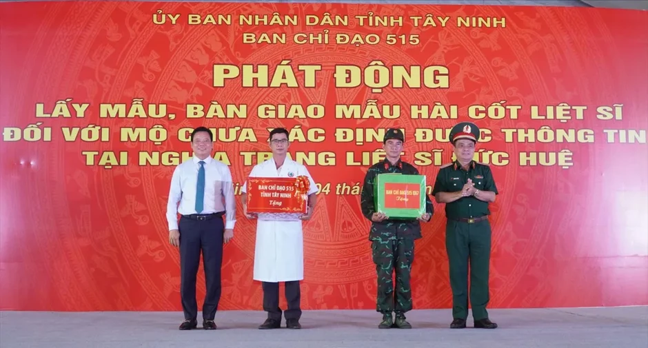 Tây Ninh: Phát động lấy mẫu ADN để xác định danh tính liệt sĩ chưa rõ thông tin Tây Ninh: Phát động lấy mẫu ADN để xác định danh tính liệt sĩ chưa rõ thông tin
