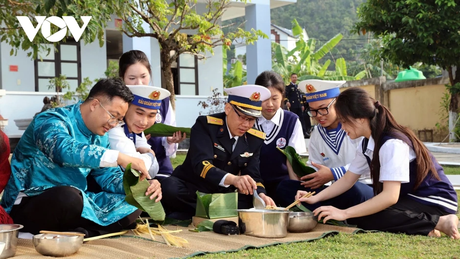 Tết của những "người lính Hải quân trong mây” Tết của những "người lính Hải quân trong mây”