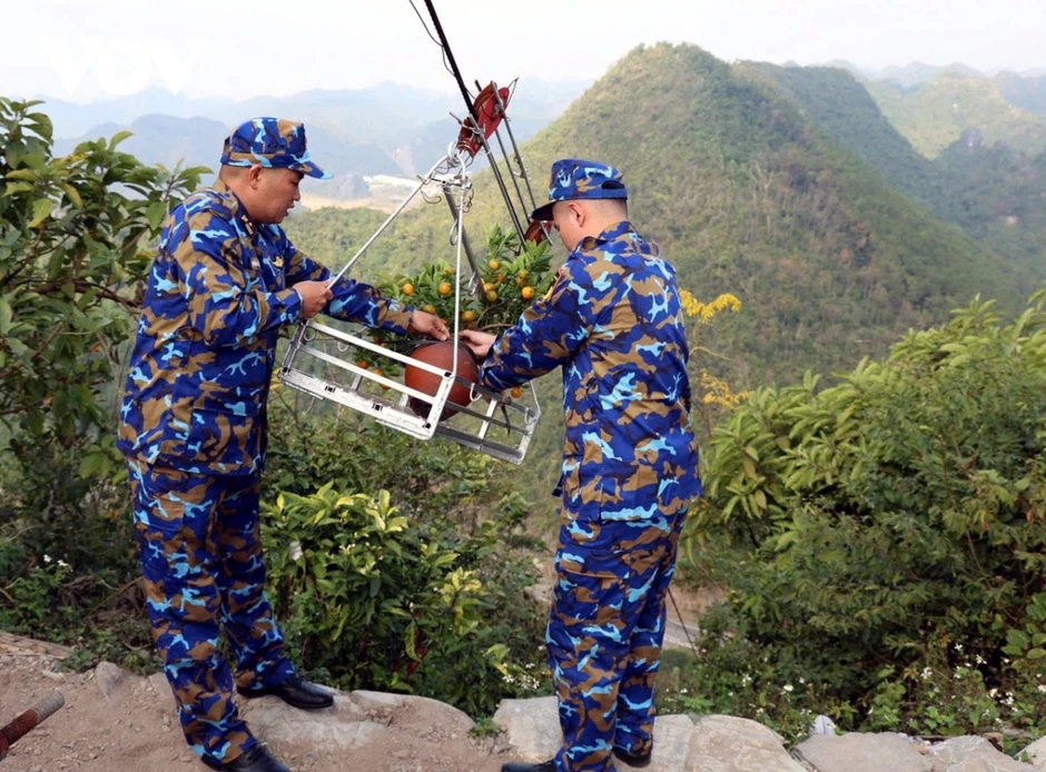 Tết của những "người lính Hải quân trong mây” Tết của những "người lính Hải quân trong mây”