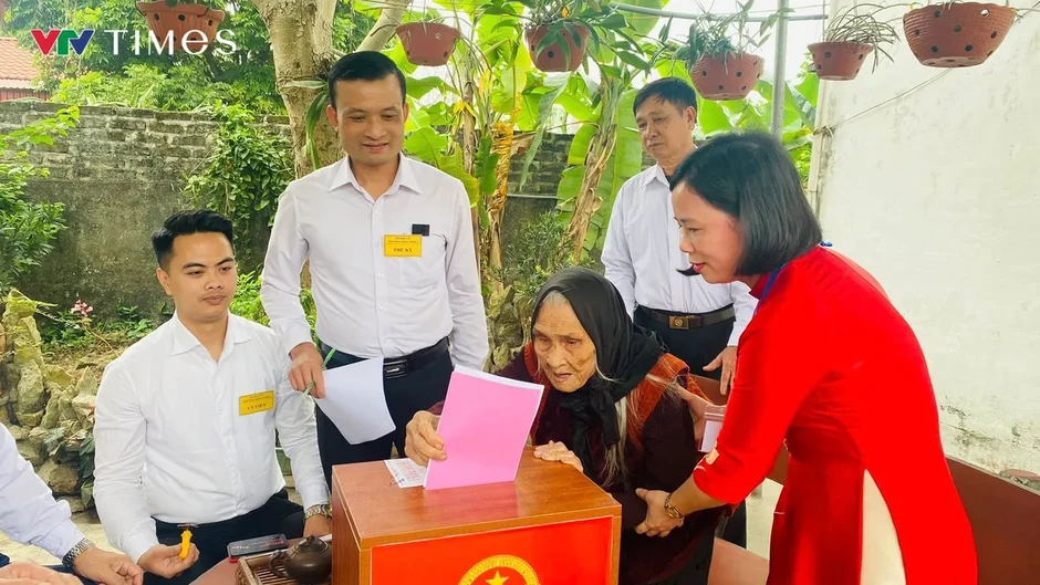 Thái Nguyên: 99,96% cử tri đã tham gia bỏ phiếu bầu cử Thái Nguyên: 99,96% cử tri đã tham gia bỏ phiếu bầu cử