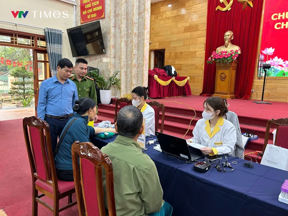Thái Nguyên đưa thân nhân liệt sĩ chưa xác định được danh tính đi lấy mẫu ADN