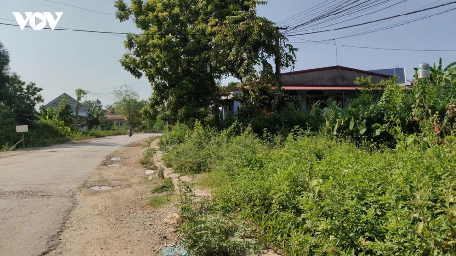 Thái Nguyên: Hàng trăm hộ dân hiến đất, đường 269C vẫn lỡ hẹn Thái Nguyên: Hàng trăm hộ dân hiến đất, đường 269C vẫn lỡ hẹn