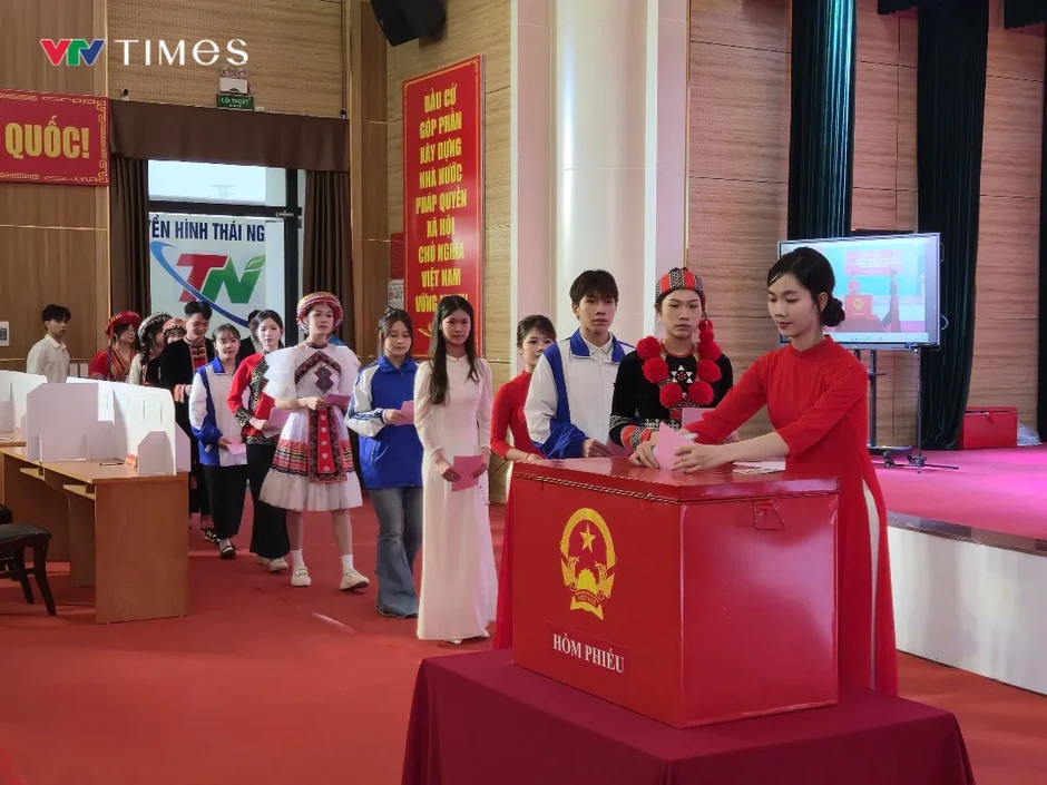 Thái Nguyên: Hơn 1,27 triệu cử tri nô nức đi bỏ phiếu bầu cử ĐBQH và HĐND các cấp Thái Nguyên: Hơn 1,27 triệu cử tri nô nức đi bỏ phiếu bầu cử ĐBQH và HĐND các cấp