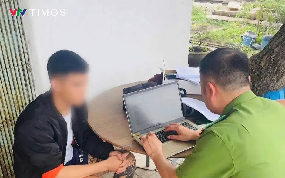 Thái Nguyên: Xử lý nghiêm đối tượng đâm xe vào tổ công tác khiến 1 cán bộ CSGT bị thương Thái Nguyên: Xử lý nghiêm đối tượng đâm xe vào tổ công tác khiến 1 cán bộ CSGT bị thương