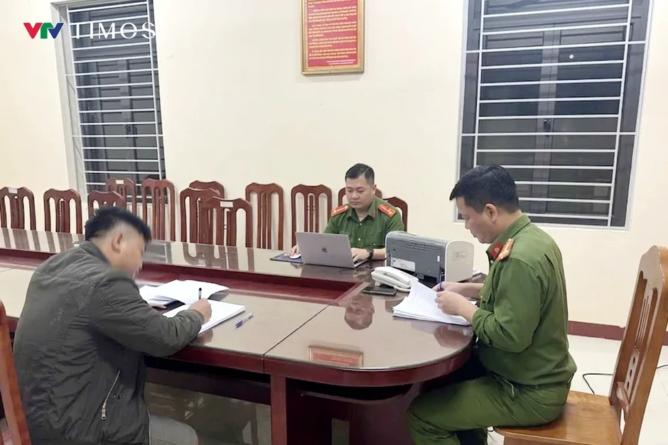 Thái Nguyên: Xử phạt 7,5 triệu đồng đối tượng đăng nội dung xuyên tạc quy trình bầu cử trên mạng xã hội Thái Nguyên: Xử phạt 7,5 triệu đồng đối tượng đăng nội dung xuyên tạc quy trình bầu cử trên mạng xã hội