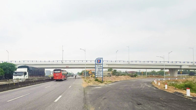Tháng 6, Quảng Trị đưa dự án xây dựng Quốc lộ 12A đoạn tránh Ba Đồn vào khai thác Tháng 6, Quảng Trị đưa dự án xây dựng Quốc lộ 12A đoạn tránh Ba Đồn vào khai thác
