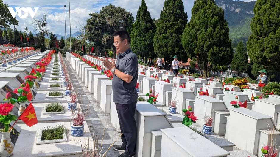 Tháng 7 trở về Vị Xuyên: Lời hẹn với những người nằm lại Tháng 7 trở về Vị Xuyên: Lời hẹn với những người nằm lại