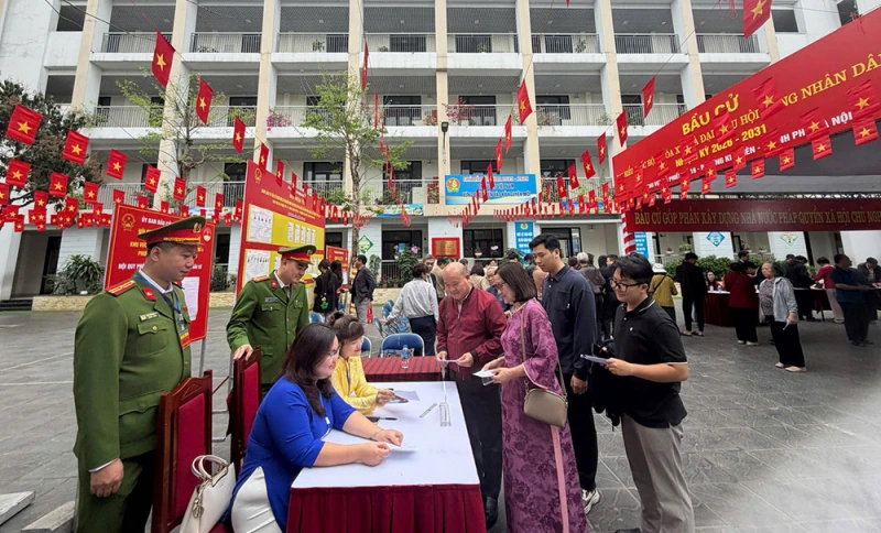 Thành công của cuộc bầu cử Quốc hội khóa XVI và HĐND các cấp - minh chứng cho sức sống của nền dân chủ Việt Nam Thành công của cuộc bầu cử Quốc hội khóa XVI và HĐND các cấp - minh chứng cho sức sống của nền dân chủ Việt Nam