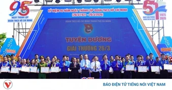 Thành đoàn Đà Nẵng tuyên dương 57 cán bộ đoàn tiêu biểu