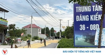 Thanh Hóa chấn chỉnh tình trạng phơi lúa trên đường, ngăn nguy cơ TNGT