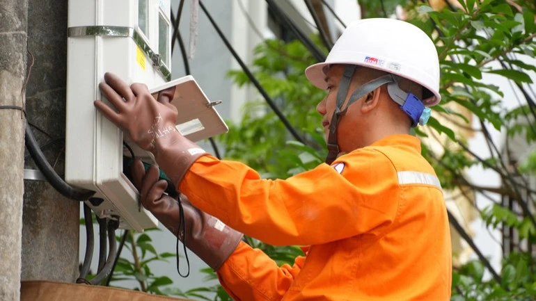 Thanh Hóa chủ động tiết kiệm điện, bảo đảm cung ứng mùa nắng nóng Thanh Hóa chủ động tiết kiệm điện, bảo đảm cung ứng mùa nắng nóng